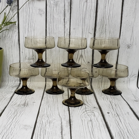 Libbey Tawny MidCentury Smoke Glass Low Champagne Sorbet Coupe Glasses, Set of 8 - Picture 7 of 9